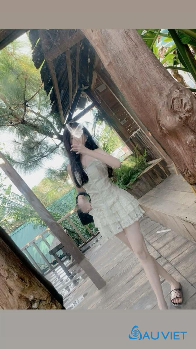 Gương mặt đẹp không góc chết, thu hút mọi ánh nhìn