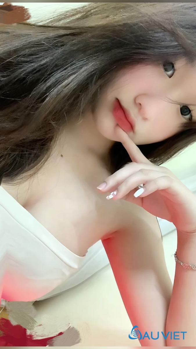 Góc nghiêng thần thánh, khoe trọn đường nét